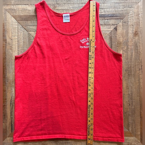 Vintage The Banff Centre, Sally Borden Fitness Staff Tank. Size Large. - Picture 4 of 4